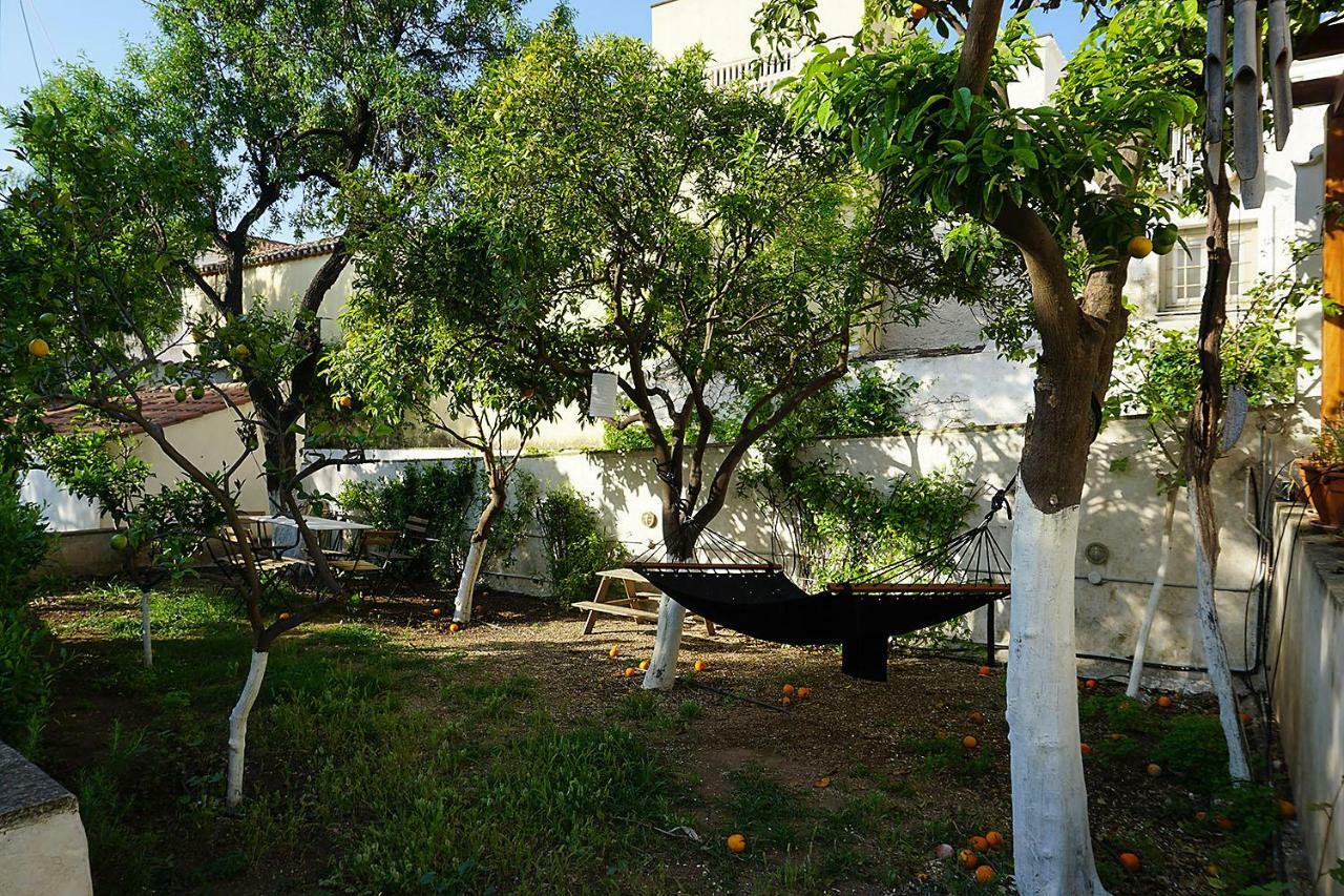 Гостевой дом Two Olive Trees Спетсес Экстерьер фото